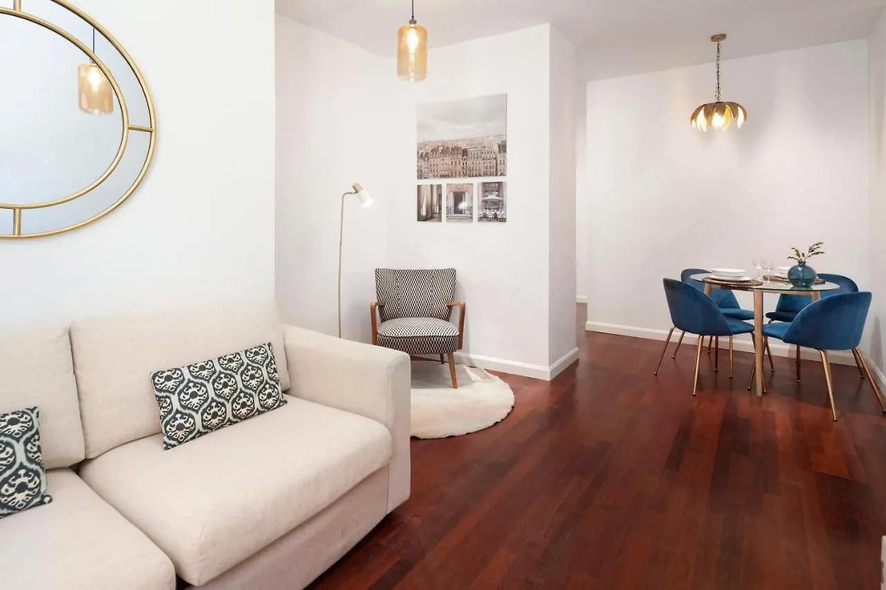 New San Juan Historic Center & Parking Apartment Malaga