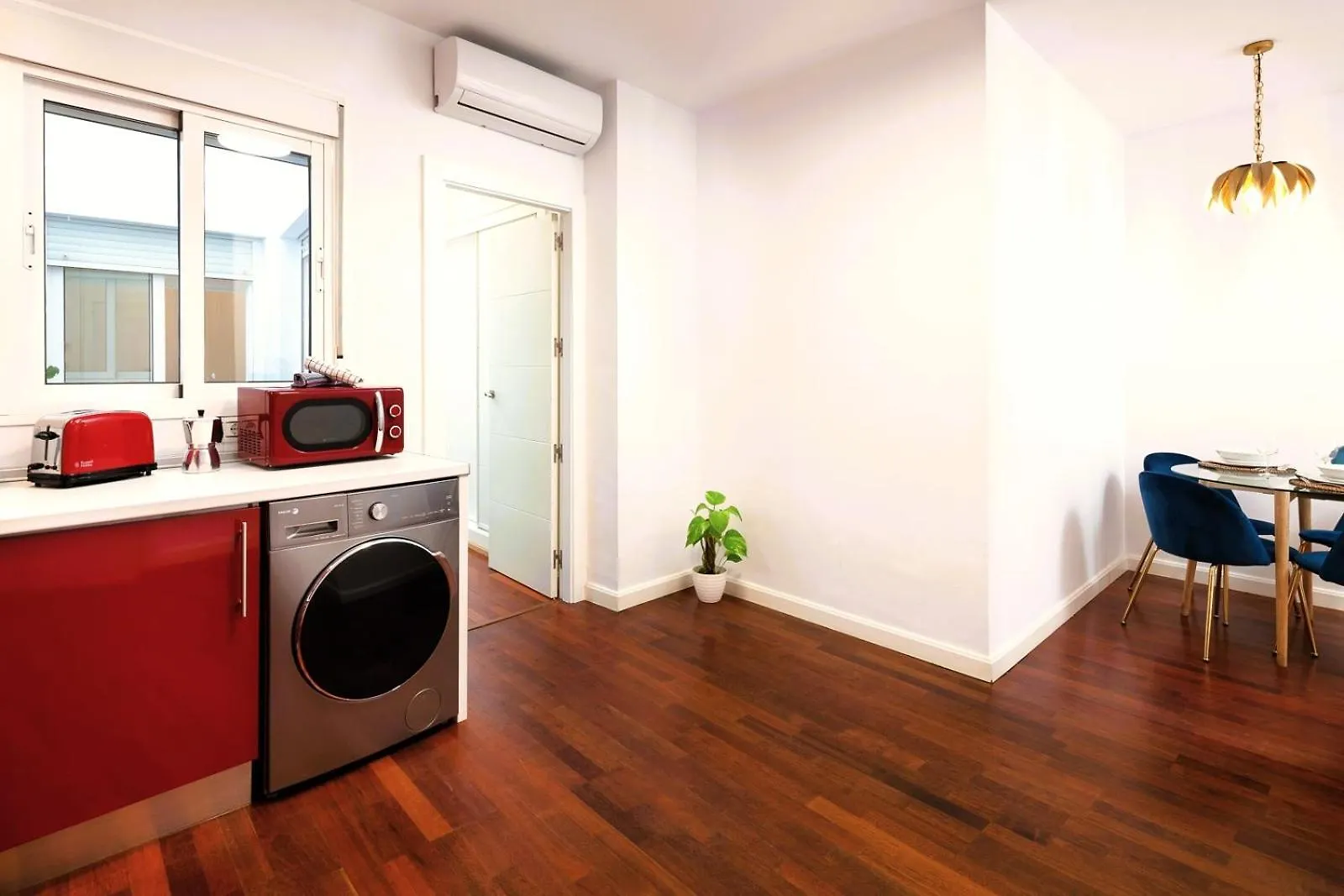 Apartament New San Juan Historic Center & Parking Malaga Hiszpania