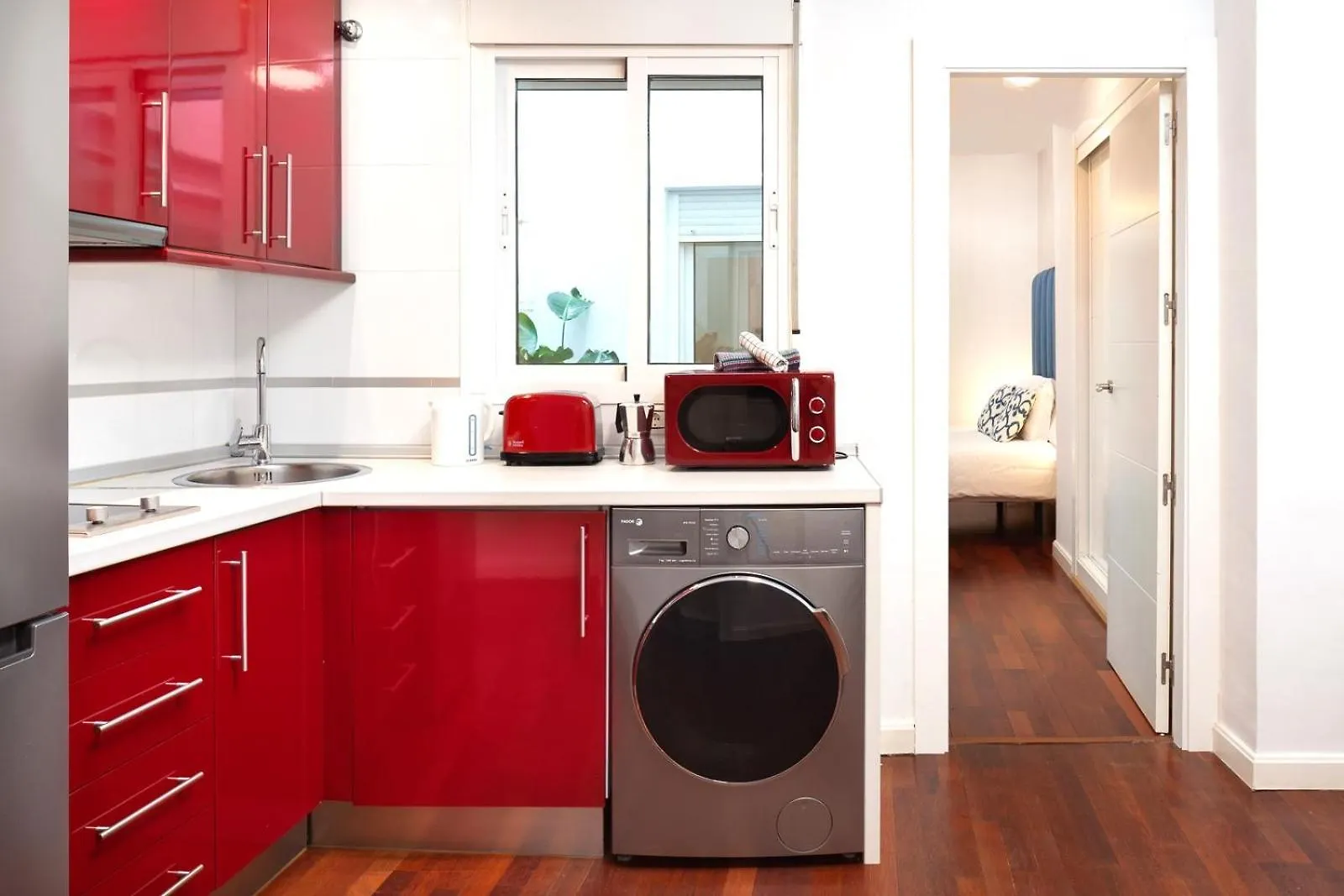 New San Juan Historic Center & Parking Apartment Malaga