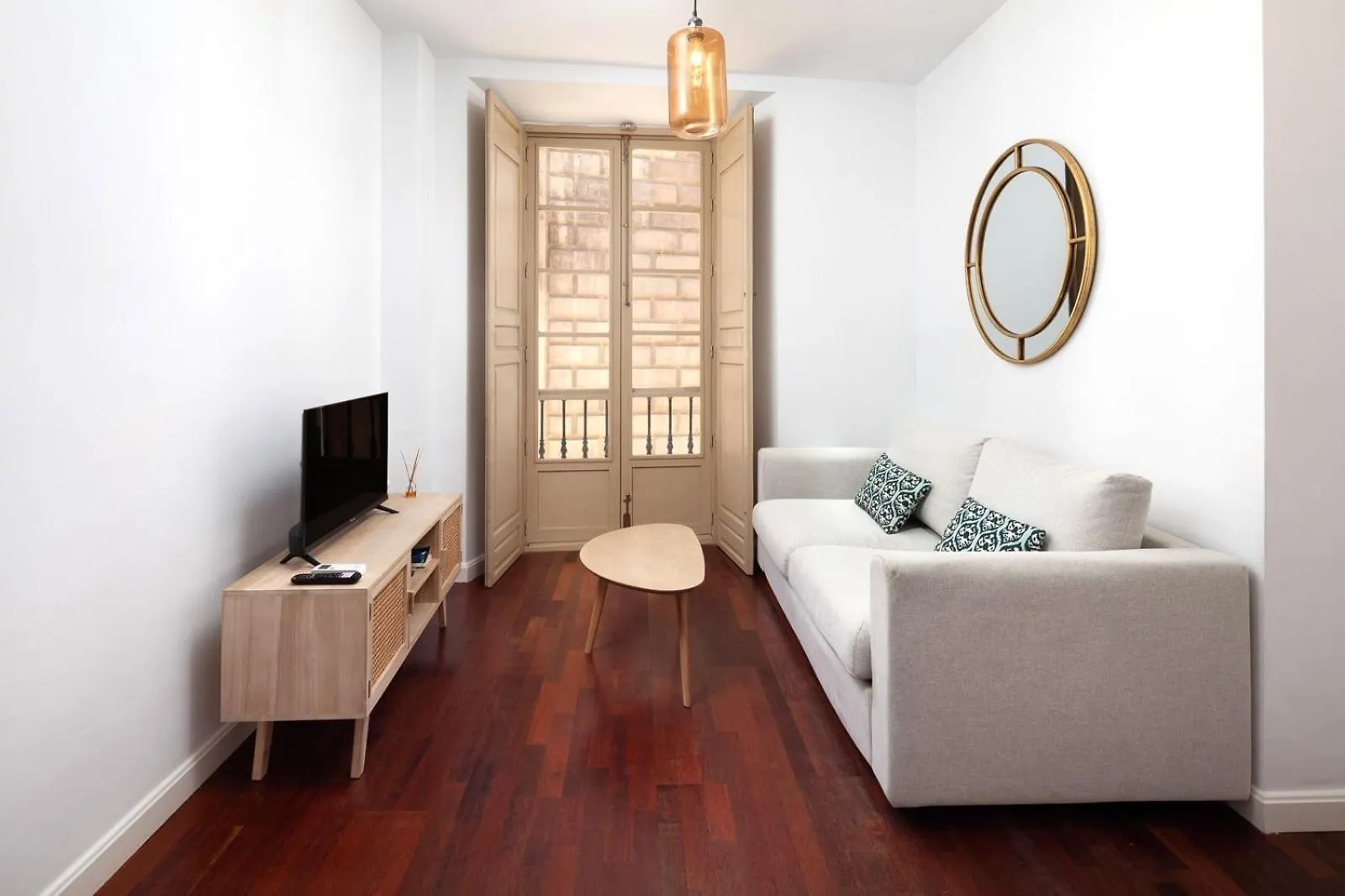 New San Juan Historic Center & Parking Apartment Malaga