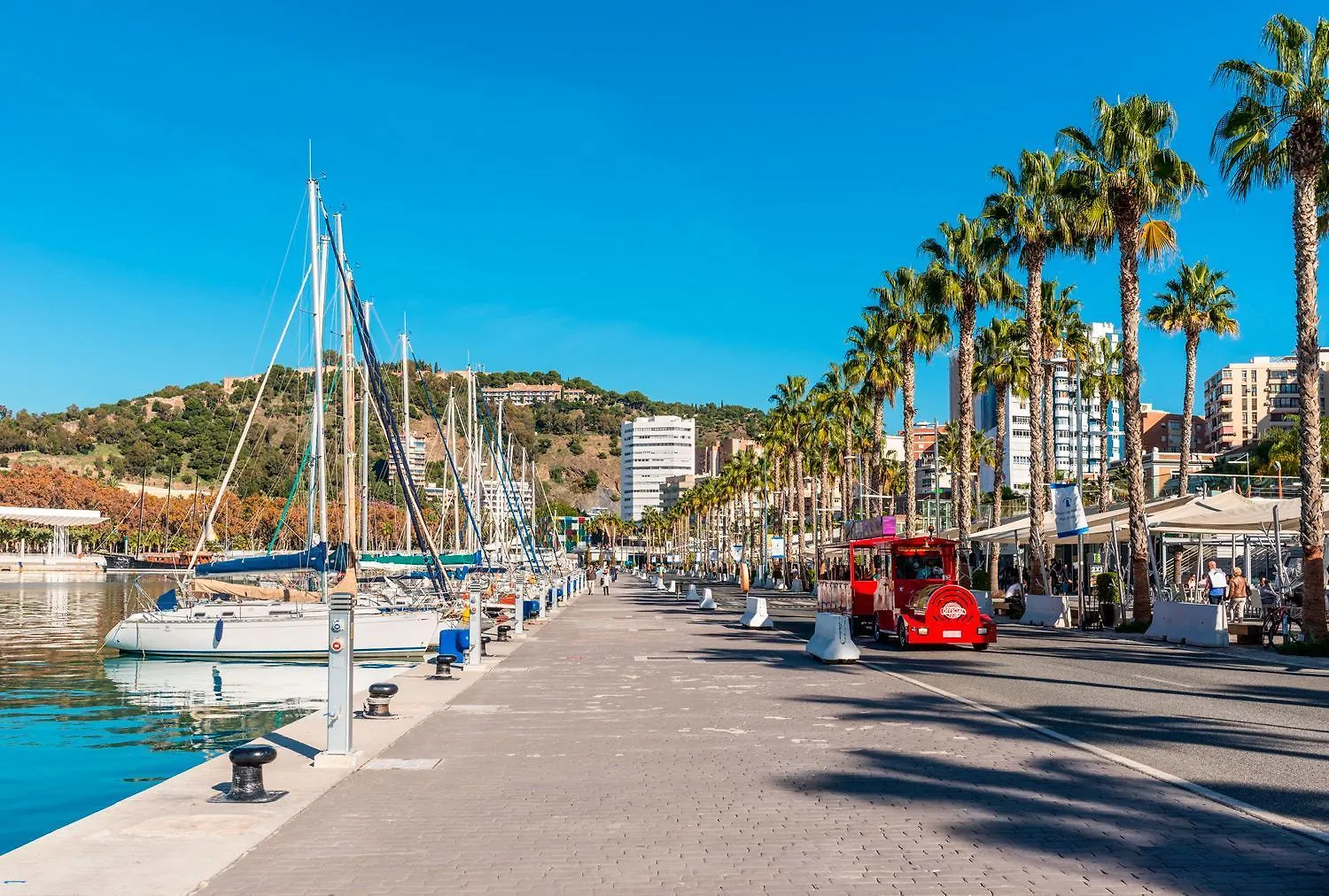 New San Juan Historic Center & Parking Apartment Malaga