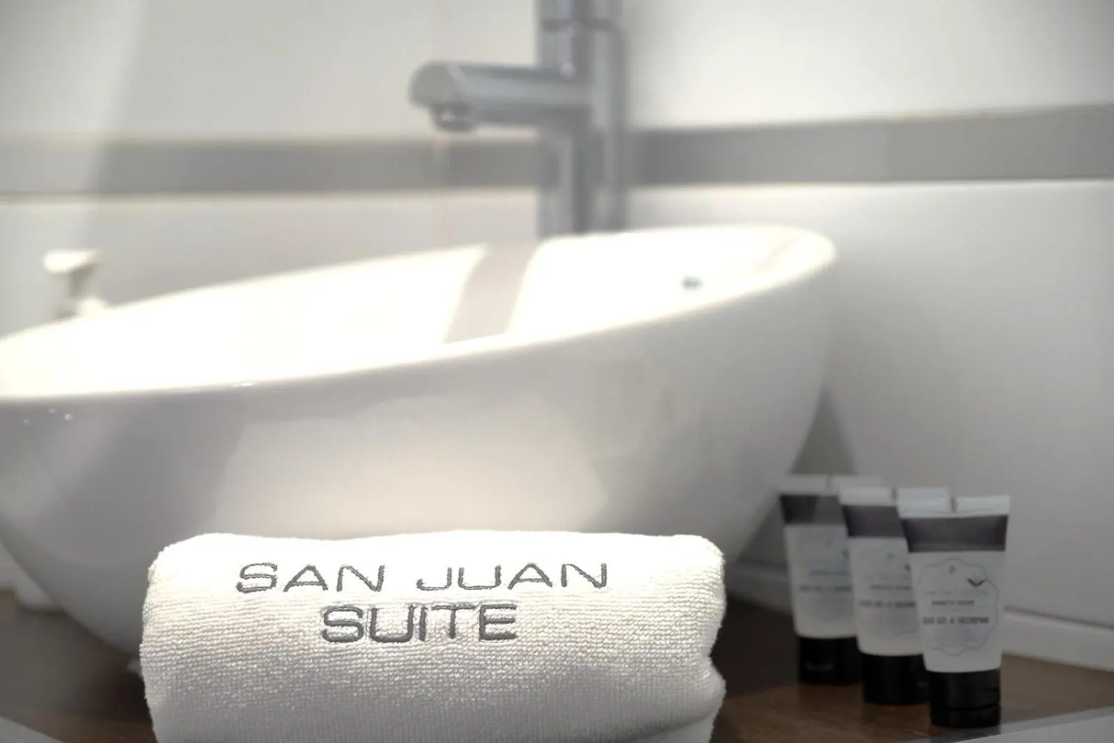 マラガNew San Juan Historic Center & Parkingアパートメント マラガ